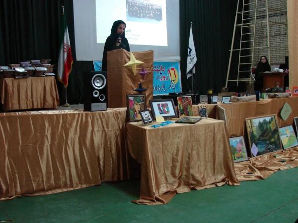 برگزاری مراسم گرامیداشت روز دانشجو وهفته پژوهش در مرکز شهید مطهری خوی 7