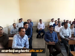 دکتر بیگی مسئول دفتر نهاد نمایندگی ولی فقیه در دانشگاه فرهنگیان آذربایجان غربی:

معلمی عشق است ،هنر است وافرادی مثل شهیدحججی ها و فهمیده ها در کلاس های شما آموزش می بینند.
 5