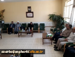 دکتر بیگی مسئول دفتر نهاد نمایندگی ولی فقیه در دانشگاه فرهنگیان آذربایجان غربی:

معلمی عشق است ،هنر است وافرادی مثل شهیدحججی ها و فهمیده ها در کلاس های شما آموزش می بینند.