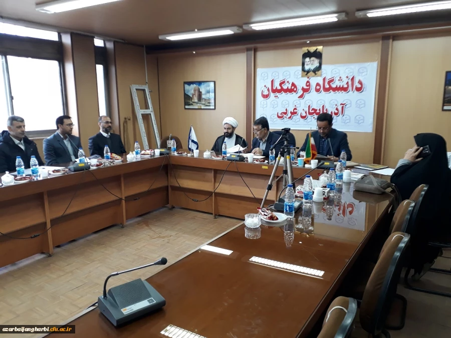 ۲۰۱۷۱۱۲۲_۱۳۱۴۲۴