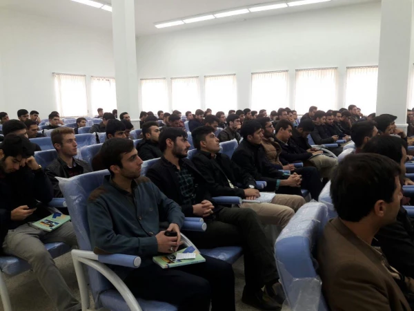 با حضور مسئولین استانی در مرکز آموزش عالی امام خمینی (ره) سلماس برگزار شد

مراسم گرامیداشت ۱۶ آذر روز دانشجو و نیز هفته ی وحدت