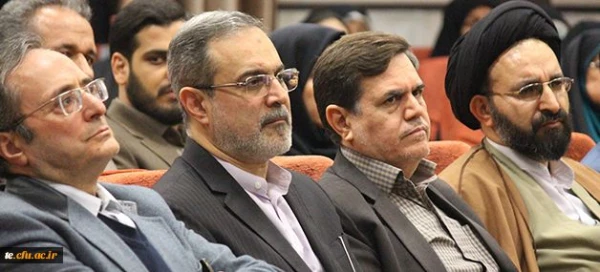 با حکم وزیر آموزش و پرورش «حسین خنیفر» به سمت « سرپرست دانشگاه فرهنگیان» منصوب شد 4