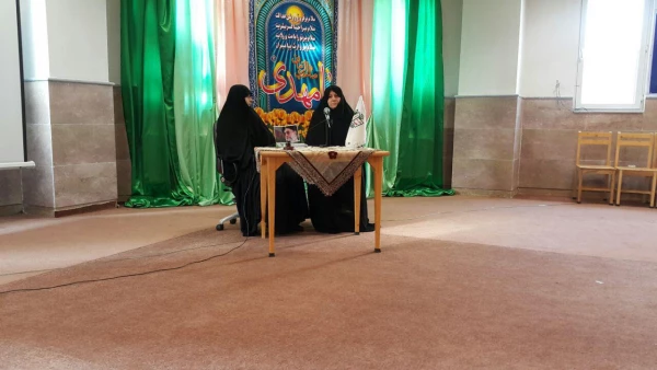 به مناسبت سالروز وحدت حوزه و دانشگاه 

دانشجویان علامه طباطبایی از حوزه خواهران فاطمه الزهرا(س) دیدار کردند. 4