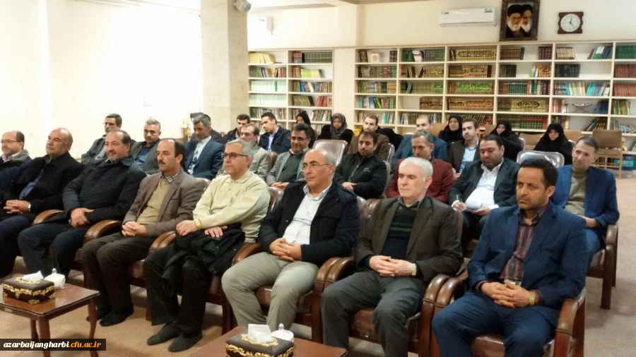 نماینده ولی فقیه در استان آذربایجان غربی و امام جمعه ارومیه : 

نظام جمهوری اسلامی با معجزه پا برجاست و همچنان به حرکت خود در مسیر رشد و توسعه ادامه خواهد داد 5