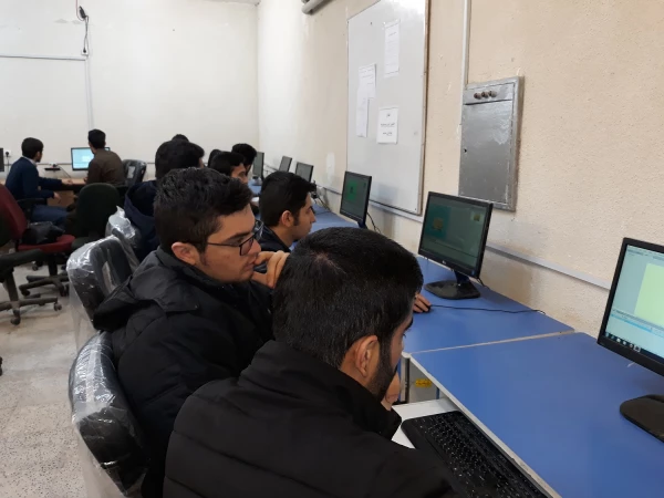 برگزاری کارگاه آموزشی نرم افزارهای تولید محتوا جهت دانشجویان پردیس شهید رجایی ارومیه 4