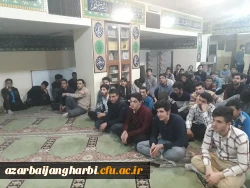 دکتر فزون مهر مدیرامورپردیس های دانشگاه فرهنگیان آذربایجان غربی برروی صندلی داغ 2