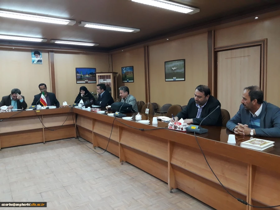 با حضور جمعی از صاحبنظران عرصه و تعلیم و تربیت

همایش ملی آموزش زبان عربی در ارومیه برگزار می شود 2