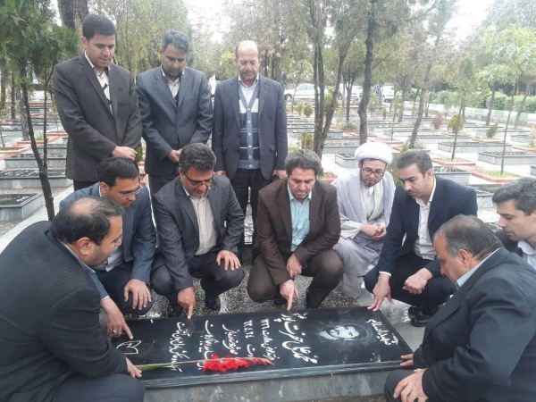 میثاق دوباره با آرمانهای امام خمینی (ره) و شهدای گرانقدر  انقلاب اسلامی 3