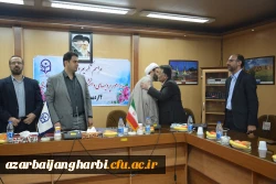 با حضور معاون آموزش و تحصیلات تکمیلی و مدیر کل حراست دانشگاه فرهنگیان

مراسم تکریم و معارفه سرپرست مدیریت امور پردیس های استان آذربایجان غربی برگزار شد 5