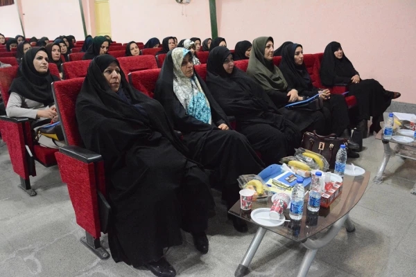 با حضورگرم اندیشمندان واساتید و معلمان ودانشجومعلمان ازاقصی نقاط کشور

همایش ملی آموزش زبان عربی درپردیس شهیدرجایی ارومیه برگزار گردید 13