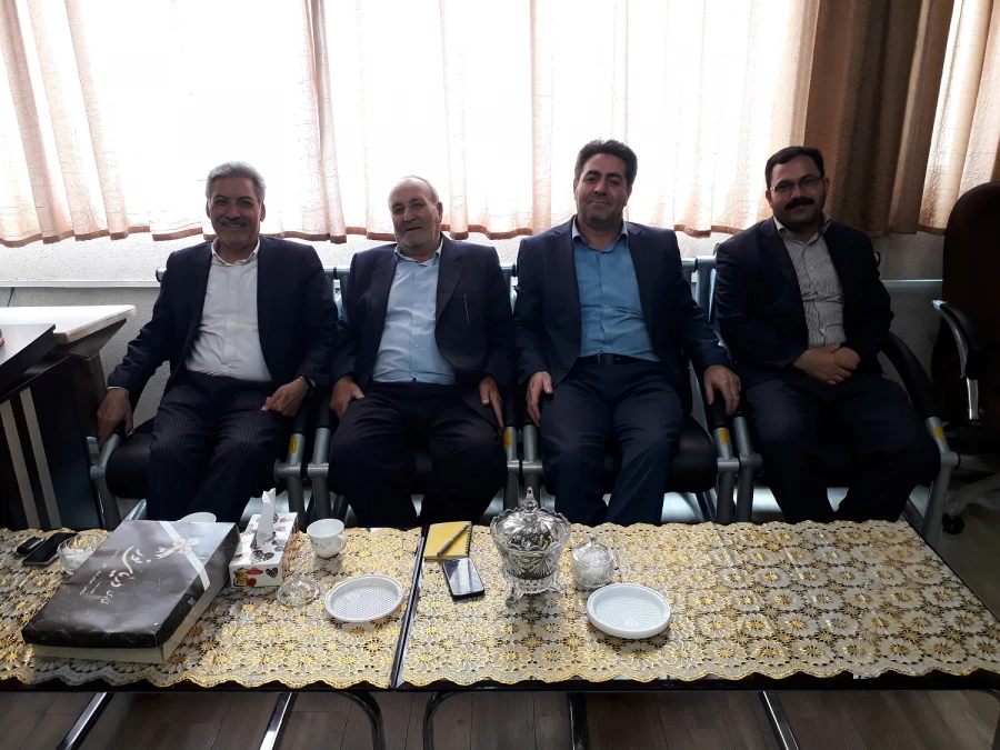 جمعی از خیرین با سرپرست جدید امور پردیس های استان آذربایجان غربی دیدار کردند 5