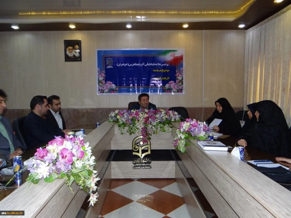 دکتر محمودلو در جلسه شورای اداری پردیس علامه طباطبایی ارومیه:

برقراری تعامل مطلوب بین کارکنان لازمه رشد یک سیستم است 2