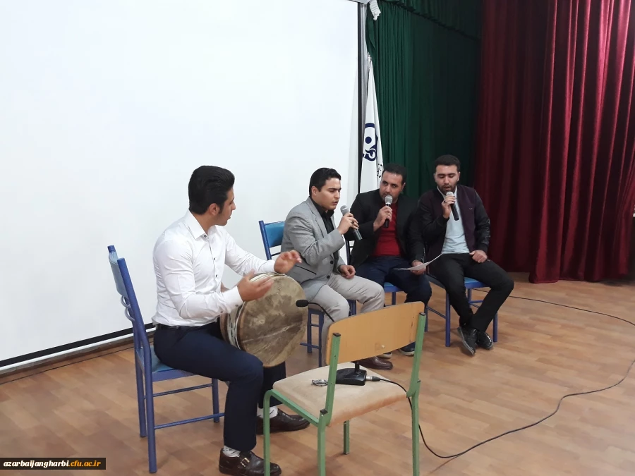 دکتر علی محمودلو خطاب به اساتید و دانشجو معلمان:

بر خود می بالم که بتوانم در این عرصه خدمتگزاری شایسته برای شما باشم 2