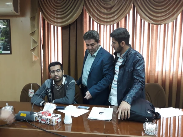 با شرکت دانشجو معلمان پردیس شهید رجایی ارومیه

طرح مطلوبیت دانشگاه از منظر دانشجو معلمان مبتنی بر نرم افزار پیمایش موبایلی اجرا شد 6