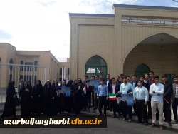 شرکت مدیریت  امور پردیس های استانی به همراه اساتید ، کارکنان و دانشجویان پردیس های رجایی و علامه طباطبایی در نماز جمعه و راهپیمایی ضد استکباری 4