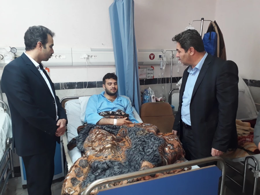 عیادت دکتر محمود لو سرپرست امور پردیس های استانی  3