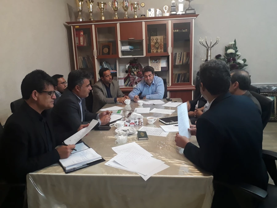 کارگروه بهسازی و ارتقاء سطح خدمات آموزشی و رفاهی دانشجویان پردیس های استان آذربایجان غربی تشکیل شد 4