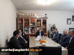 با حضور مسئولین امورمالی سازمان مرکزی دانشگاه فرهنگیان کشور

مراسم تکریم و معارفه کارشناس مسئول امور مالی و طرح و برنامه استان برگزار شد 4