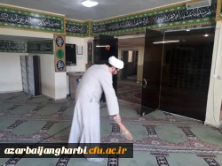 در آستانه حلول ماه مبارک رمضان

غبار روبی نمازخانه ها در پردیس شهید رجایی ارومیه