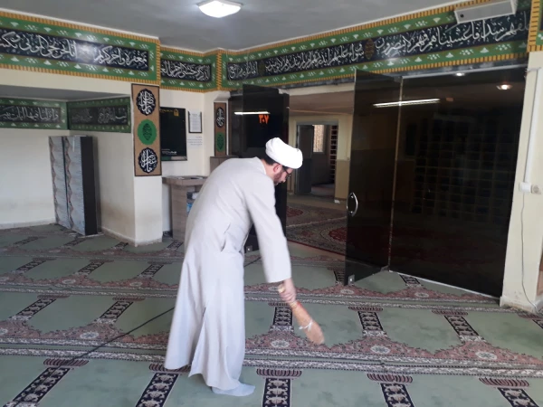 در آستانه حلول ماه مبارک رمضان

غبار روبی نمازخانه ها در پردیس شهید رجایی ارومیه