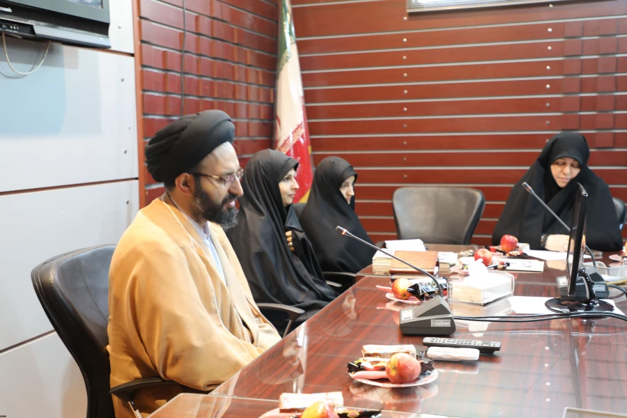 حجت الاسلام و المسلمین دادگر در پردیس نسیبه:

با تشریف فرمایی مقام معظم رهبری (مدظله العالی) تکریم مضاعفی نسبت به مقام معلم صورت گرفت 3