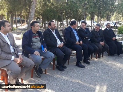 حاج محمد حضرتپور شهردار کلان شهرارومیه در دیدار با دکتر علی محمودلو سرپرست امور پردیس های آذربایجان غربی:

 با تمام توان در جهت رفع کاستیهای دانشگاه فرهنگیان خواهیم کوشید.