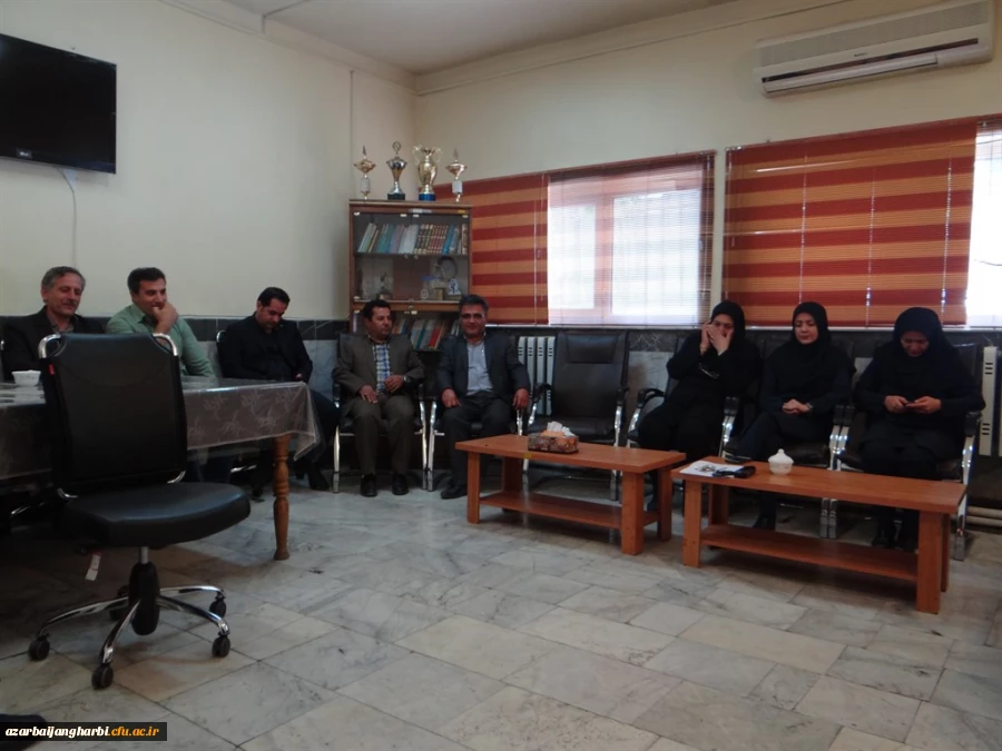 به مناسبت بیست و هفتم اردیبهشت، روز روابط عمومی

از رابطان روابط عمومی پردیس ها و مراکز دانشگاه فرهنگیان استان تجلیل به عمل امد 2