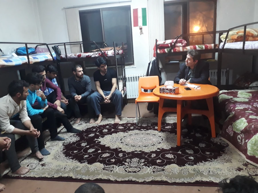 حضور سرزده دکتر علی محمودلو سرپرست امور پردیس های استان آذربایجان غربی در جمع دانشجو معلمان  واحد امام خمینی (ره) سلماس  5