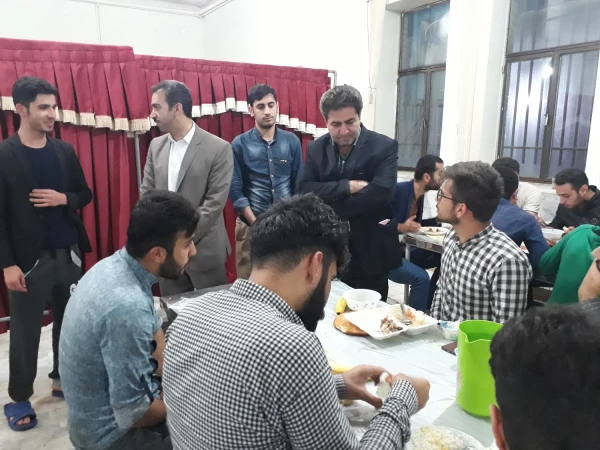 حضور سرزده دکتر علی محمودلو سرپرست امور پردیس های استان آذربایجان غربی در جمع دانشجو معلمان  واحد امام خمینی (ره) سلماس  7