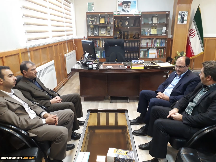 دیدار دکتر علی محمودلو سرپرست پردیس های استان آذربایجان غربی با مدیرکل نوسازی و تجهیز مدارس استان آذربایجان غربی