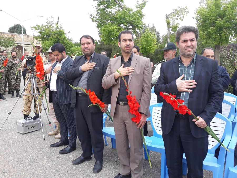 به مناسبت سوم خرداد سالروز فتح خرمشهر

شرکت مدیریت و کارکنان دانشگاه فرهنگیان استان  در مراسم میهمانی لاله ها و غبارروبی مزار شهدا 6