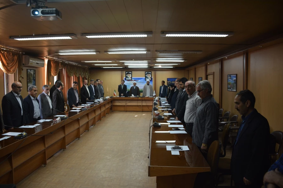 برگزاری جلسه هم اندیشی اساتید با عنوان تبیین اندیشه های سیاسی حضرت امام خمینی (ره ) 3