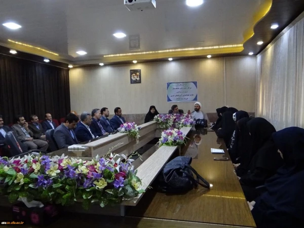 طی مراسمی خانم دکتر عاطفه پایز بعنوان سرپرست جدید پردیس علامه طباطبایی آذربایجان غربی معرفی شدند