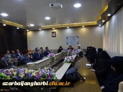 طی مراسمی خانم دکتر عاطفه پایز بعنوان سرپرست جدید پردیس علامه طباطبایی آذربایجان غربی معرفی شدند
 6