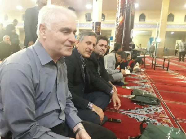 سرپرست دانشگاه فرهنگیان استان به همراه جمعی از اساتید و کارکنان در مراسم بزرگداشت شهدای قیام 15 خرداد و احیای شب قدر شرکت کردند 2