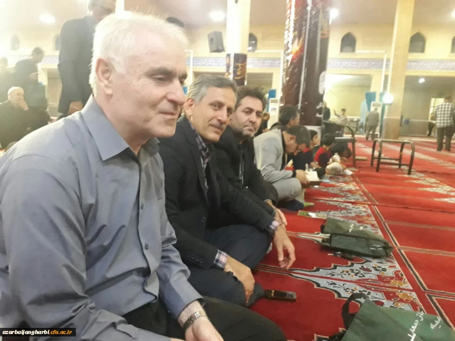 سرپرست دانشگاه فرهنگیان استان به همراه جمعی از اساتید و کارکنان در مراسم بزرگداشت شهدای قیام 15 خرداد و احیای شب قدر شرکت کردند 2