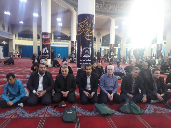 سرپرست دانشگاه فرهنگیان استان به همراه جمعی از اساتید و کارکنان در مراسم بزرگداشت شهدای قیام 15 خرداد و احیای شب قدر شرکت کردند