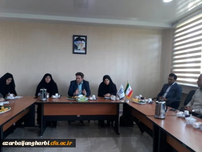 با حضور مدیریت امورپردیس ها وسرپرست پردیس علامه طباطبایی آذربایجان غربی 

شورای اداری در مرکز شهید مطهری خوی برگزار شد