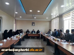 با حضور مدیریت امورپردیس ها وسرپرست پردیس علامه طباطبایی آذربایجان غربی 

شورای اداری در مرکز شهید مطهری خوی برگزار شد