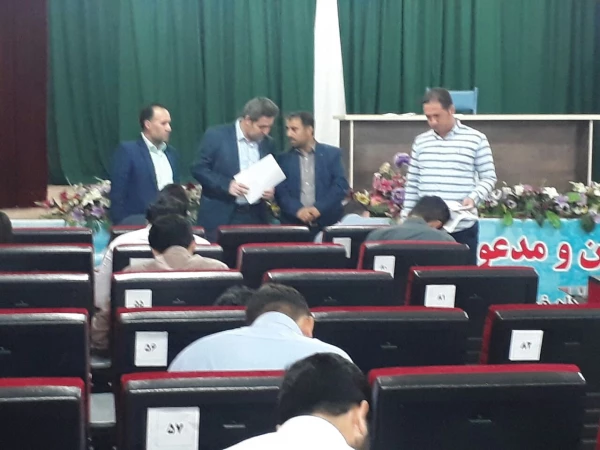 بازدید مدیر امور پردیس های استان آذربایجان غربی از حوزه امتحانی پردیس شهید رجایی ارومیه 3