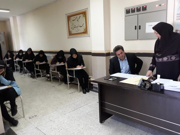 بازدید سرپرست مدیریت امور پردیس های استان آذربایجان غربی از حوزه امتحانی پردیس علامه طباطبایی ارومیه 2