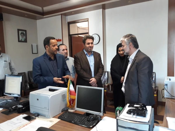 سمیعی مدیرکل خدمات آموزشی دانشگاه فرهنگیان در بازدید از بخشهای مختلف حوزه آموزش پردیس های استان آذربایجان غربی:

کمیته های تخصصی در جهت اصلاح سرفصل های آموزشی فعالیت خود را آغاز کرده اند 3