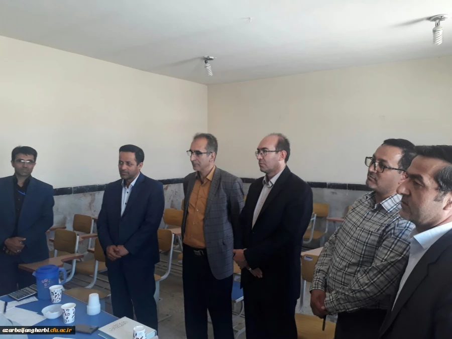 معاون سازمان مدیریت وبرنامه ریزی استان آذربایجان غربی  از روند مصاحبه مستخدمین پیمانی آموزش وپرورش درپردیس شهید رجایی ارومیه بازدید نمودند
