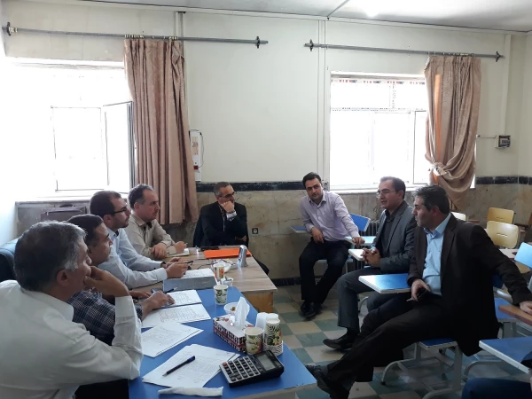 آقای باقر زاده معاون پژوهش،برنامه ریزی و نیروی انسانی آموزش وپرورش استان آذربایجان غربی در جریان مصاحبه معرفی شدگان آزمون سراسری

نهایت سعی و تلاش خود را جهت جلوگیری از تضییع حقوق مصاحبه شوندگان بکار گیرید