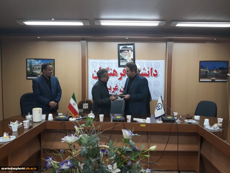 آیین معارفه معاون جدید توسعه منابع و امور دانشجویی پردیس شهید رجایی ارومیه برگزار شد 3