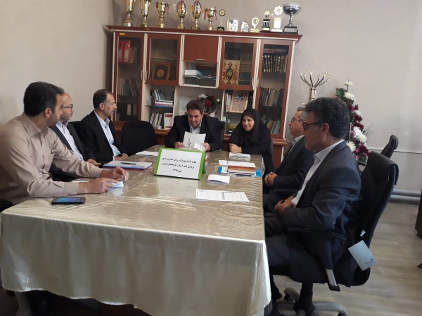 به مناسبت هفته بهداشت روان

جلسه ی اجرایی نمودن فعالیتهای هفته بهداشت روان در مدیریت امور پردیس های استان برگزار شد