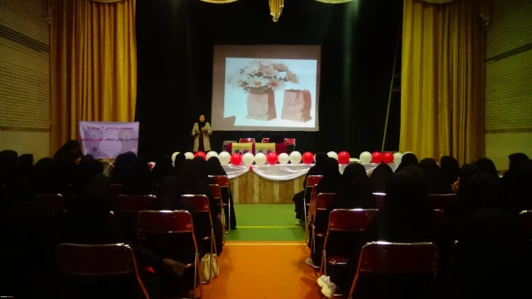 برگزاری کارگاههای آموزشی به مناسبت هفته سلامت روان در مرکز شهید مطهری خوی 2