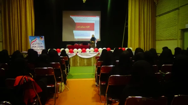 برگزاری کارگاههای آموزشی به مناسبت هفته سلامت روان در مرکز شهید مطهری خوی 6