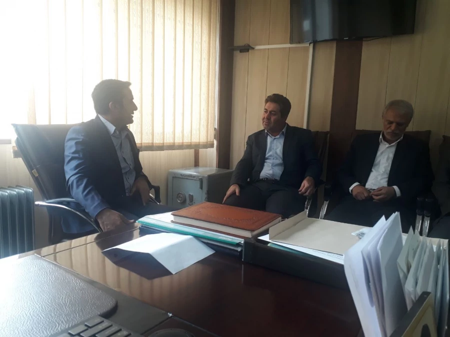 به مناسبت گرامیداشت هفته تربیت بدنی و سلامت

ملاقات مدیریت امور پردیس های استان آذربایجان غربی با معاون تربیت بدنی و سلامت آموزش و پرورش استان