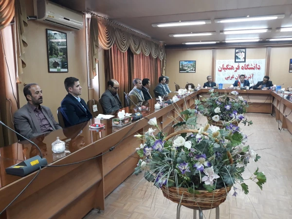 دکتر محمودلو در چهارمین شورای اداری پردیس شهید رجایی

فضای نشاط و امید در دانشجویان باید بیش از پیش گسترش یابد 2